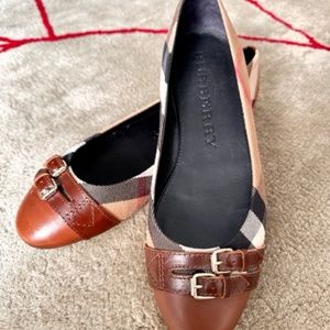 Burberry Ballet Flats